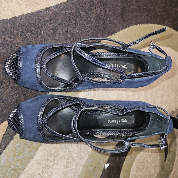 White house black market Sapphire heel - Picture 1 of 5